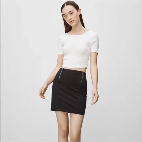 NWT Aritzia Sunday Best Mitford Mini Skirt Navy Blue and Grey Striped - Picture 2 of 11